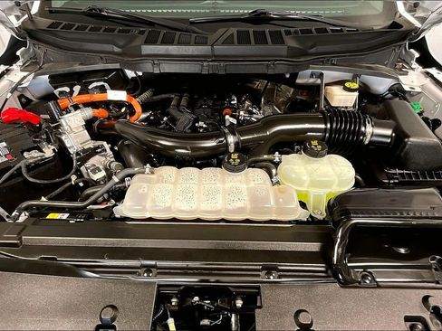 Used 2024 Ford F150 XLT w/ Mobile Office Package image 9