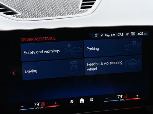 Certified 2025 BMW X2 xDrive28i image 31