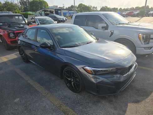 Used 2022 Honda Civic Sport image 4