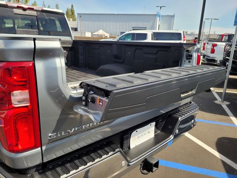Used 2025 Chevrolet Silverado 3500 LT w/ Safety Package AWD/4WD image 26