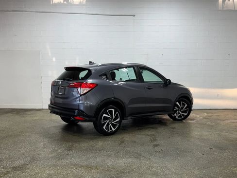 Used 2019 Honda HR-V Sport image 3