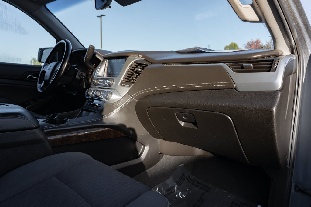 Used 2019 Chevrolet Tahoe LS w/ All-Season Package RWD image 31