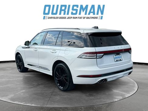 Used 2025 Lincoln Aviator Reserve w/ Jet Appearance Package AWD/4WD image 4