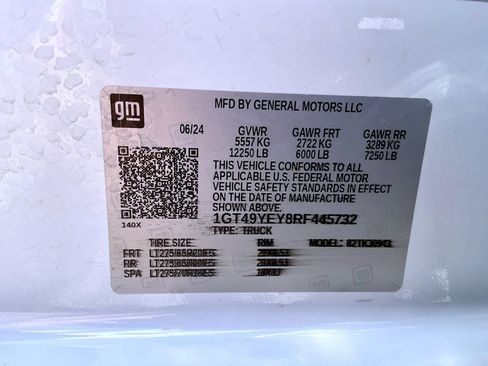 Used 2024 GMC Sierra 3500 Denali Ultimate AWD/4WD image 26