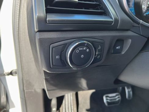 Used 2015 Ford Fusion Titanium image 23