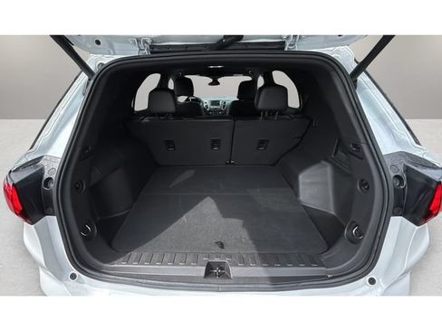 Used 2024 Chevrolet Equinox RS FWD image 31
