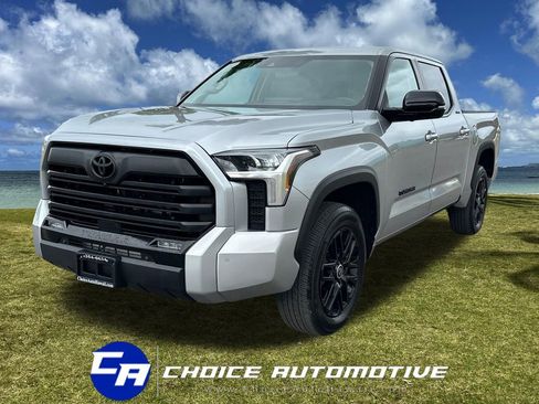 Used 2024 Toyota Tundra Limited AWD/4WD image 1
