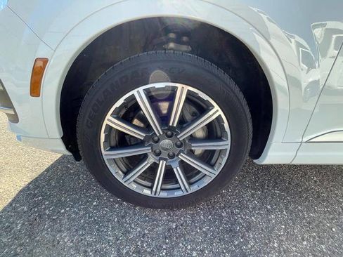 Used 2017 Audi Q7 3.0T Premium Plus AWD/4WD image 10