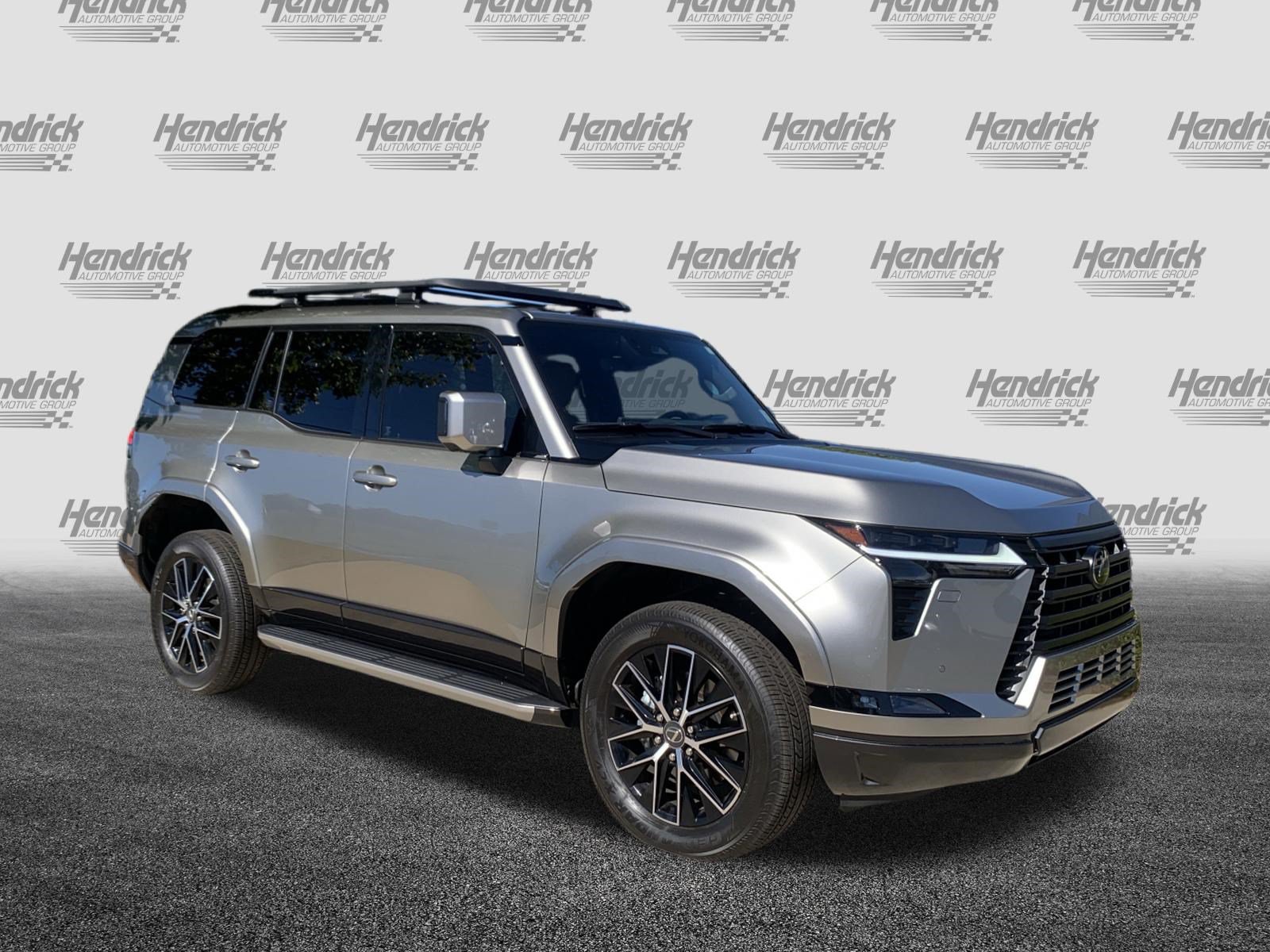 Used 2025 Lexus GX 550 w/ Accessory Package (2T) AWD/4WD image 2