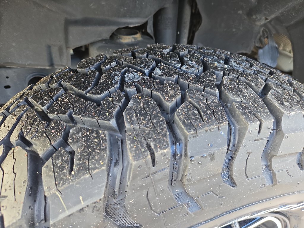 Used 2021 Jeep Wrangler Rubicon w/ Cold Weather Group AWD/4WD image 11