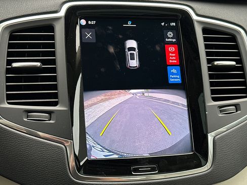 Certified 2023 Volvo XC90 B6 Core w/ Protection Package Premier AWD/4WD image 22