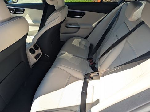 Used 2023 Mercedes-Benz C 300 4MATIC Sedan image 19