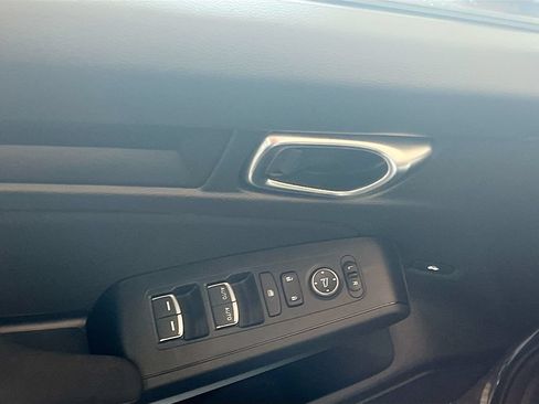 Used 2025 Honda Civic Sport image 17