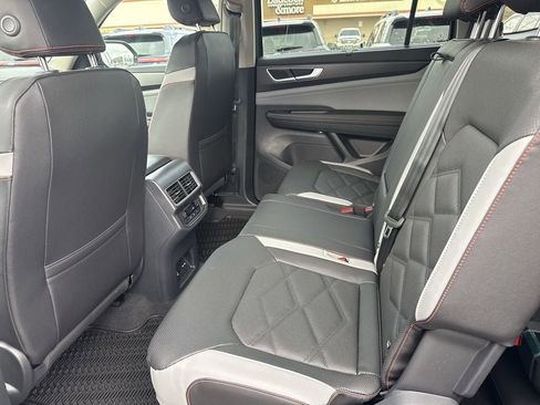New 2026 Volkswagen Atlas Peak Edition AWD/4WD image 27