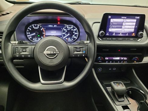 Used 2023 Nissan Rogue SV image 22