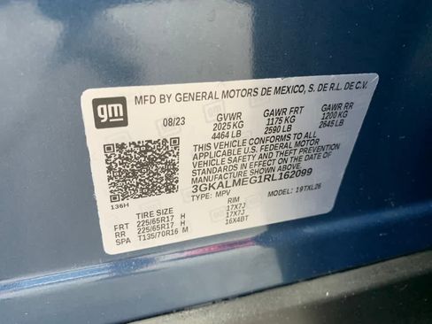 Used 2024 GMC Terrain SLE FWD image 30