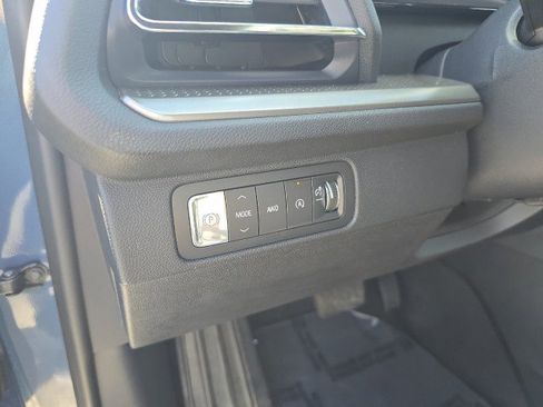 New 2026 Chevrolet Traverse LT image 27