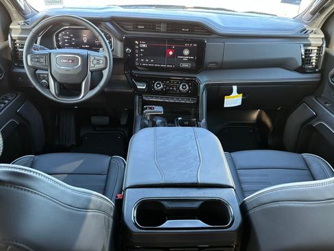 Used 2026 GMC Sierra 1500 AT4X image 10