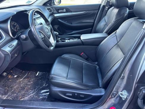 Used 2019 Nissan Maxima 3.5 SL w/ Floor Mat Group image 11