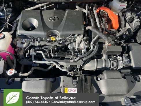 Certified 2022 Toyota Venza LE image 14