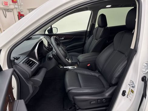 Used 2025 Subaru Ascent Touring image 13