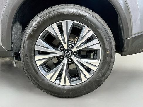 Used 2023 Nissan Rogue SV FWD image 30