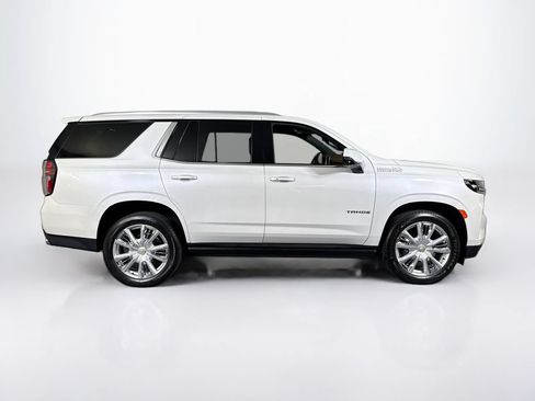Used 2022 Chevrolet Tahoe High Country RWD image 6