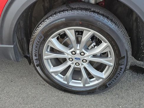 Certified 2023 Ford Explorer XLT w/ Equipment Group 202A image 11