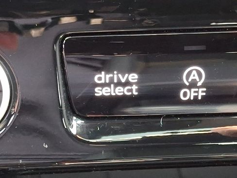 Used 2025 Audi Q5 Premium w/ Convenience Package AWD/4WD image 25