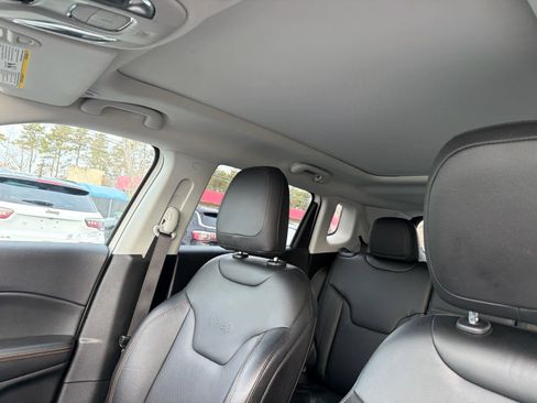 Used 2019 Jeep Compass Limited w/ Advanced Safety Group image 14