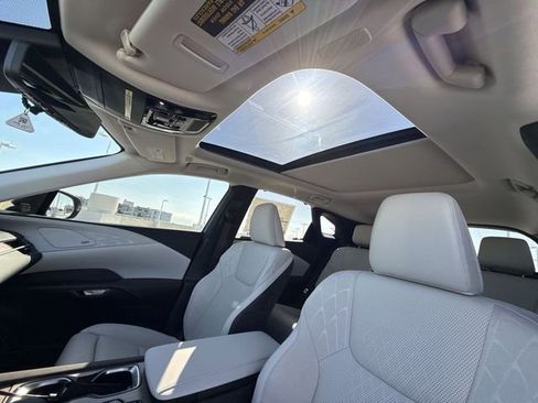 New 2026 Lexus RX 450h AWD image 22