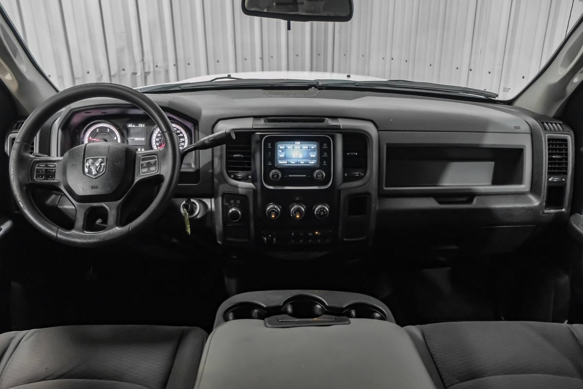 Used 2014 RAM 2500 Tradesman w/ Chrome Appearance Group AWD/4WD image 13