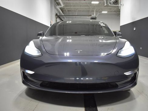 Used 2019 Tesla Model 3 Long Range image 6