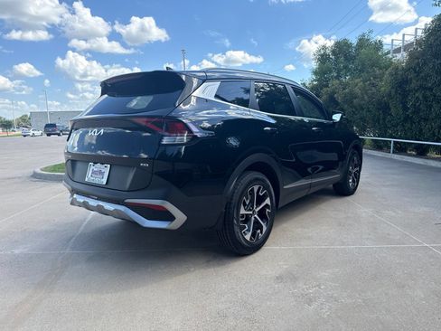 Used 2023 Kia Sportage EX AWD/4WD image 5