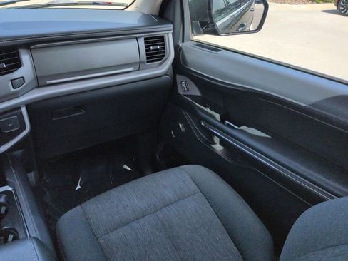 Certified 2022 Ford Expedition XLT AWD/4WD image 17