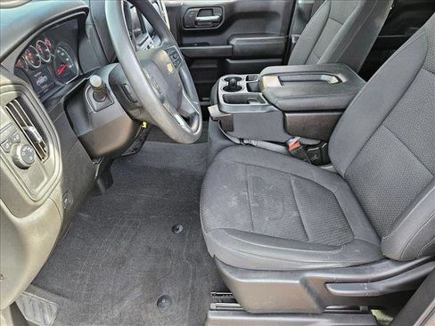 Used 2022 Chevrolet Silverado 1500 Custom w/ Safety Confidence Package image 20