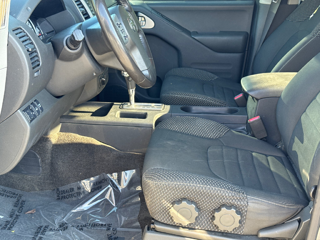 Used 2018 Nissan Frontier PRO-4X AWD/4WD image 12