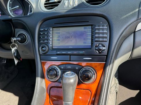 Used 2006 Mercedes-Benz SL 500 image 15