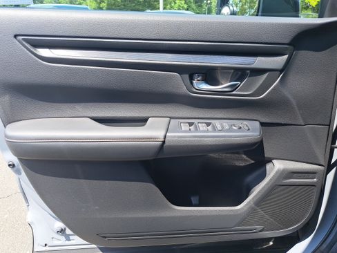 Used 2025 Honda CR-V Sport image 22