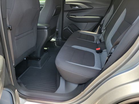 Certified 2024 Chevrolet TrailBlazer LT FWD image 31
