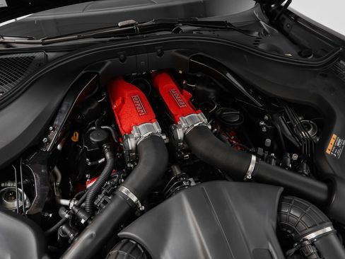 Certified 2025 Ferrari Roma Spider RWD image 14