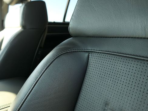 Used 2025 Hyundai Santa Fe Limited image 13