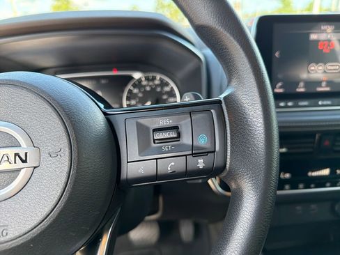 Used 2021 Nissan Rogue SV FWD image 30