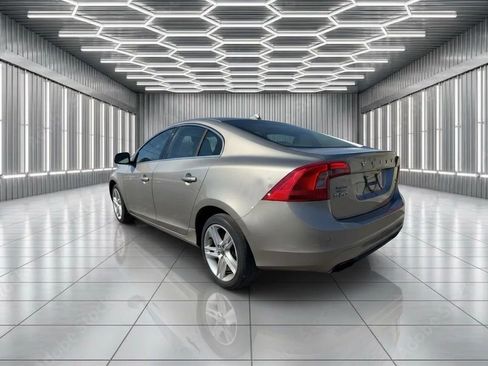 Used 2015 Volvo S60 T5 Premier w/ Convenience Package AWD/4WD image 3