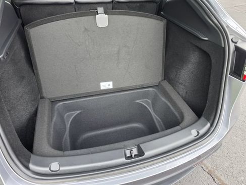 Used 2025 Tesla Model Y Long Range AWD/4WD image 66
