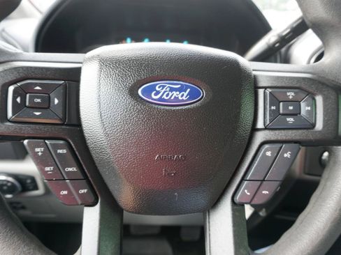 Used 2018 Ford F150 XLT AWD/4WD image 16