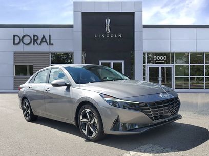 Used 2023 Hyundai Elantra Limited