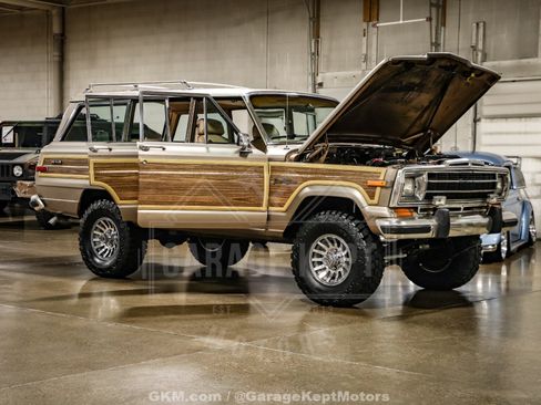 Used 1988 Jeep Grand Wagoneer AWD/4WD image 59