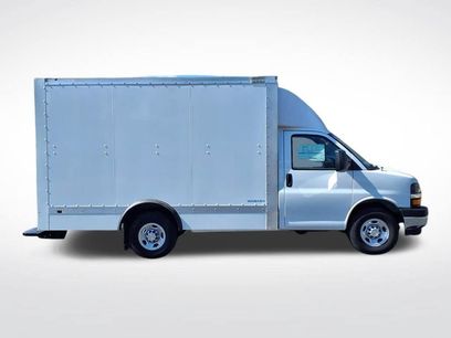 New 2025 Chevrolet Express 3500 w/ Power Convenience Package
