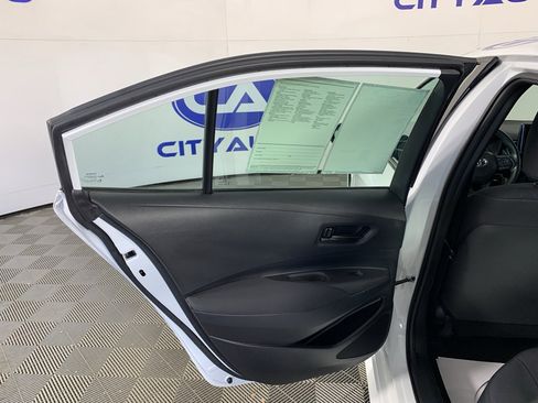 Used 2024 Toyota Corolla LE image 31